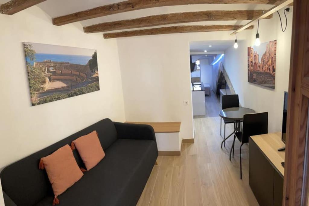Casa Ferrers Piso 1. Loft En El Centro Apartment Tarragona Exterior photo